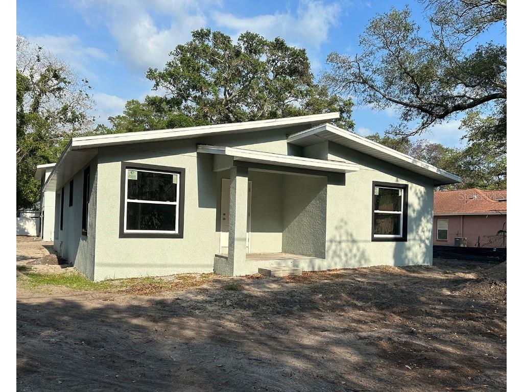 1650 14th Street S Saint Petersburg FL 33705 A4568574 image1