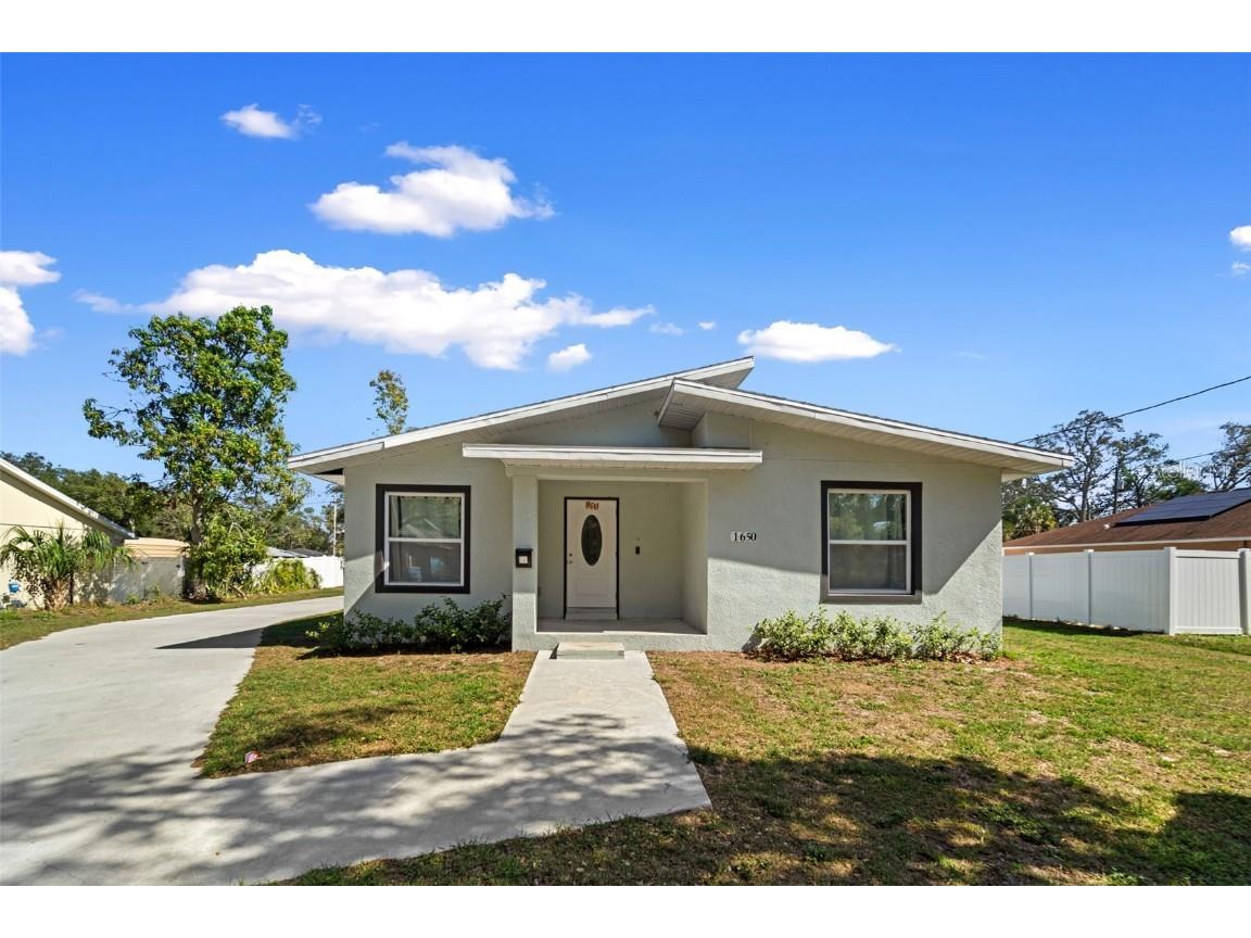 1650 14th Street S Saint Petersburg FL 33705 A4665529 image1