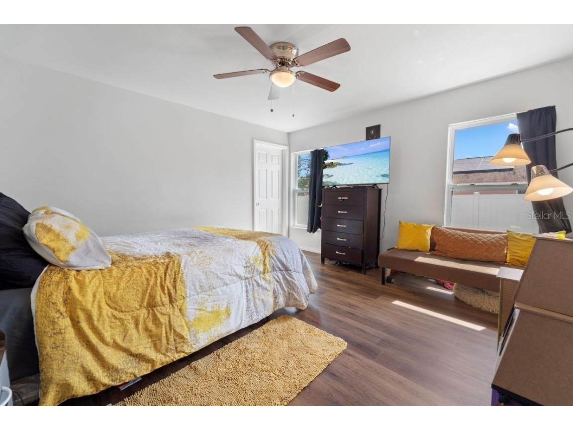 1650 14th Street S Saint Petersburg FL 33705 A4665529 image10