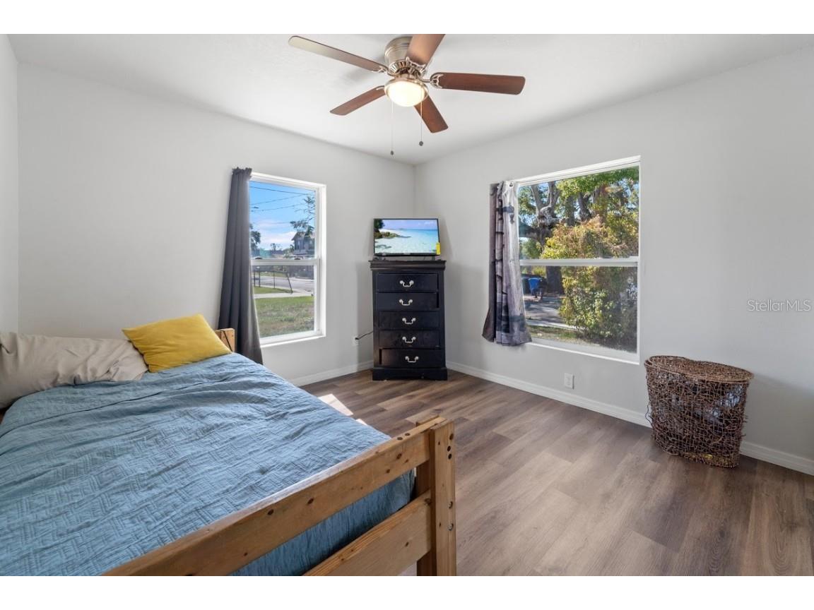 1650 14th Street S Saint Petersburg FL 33705 A4665529 image13