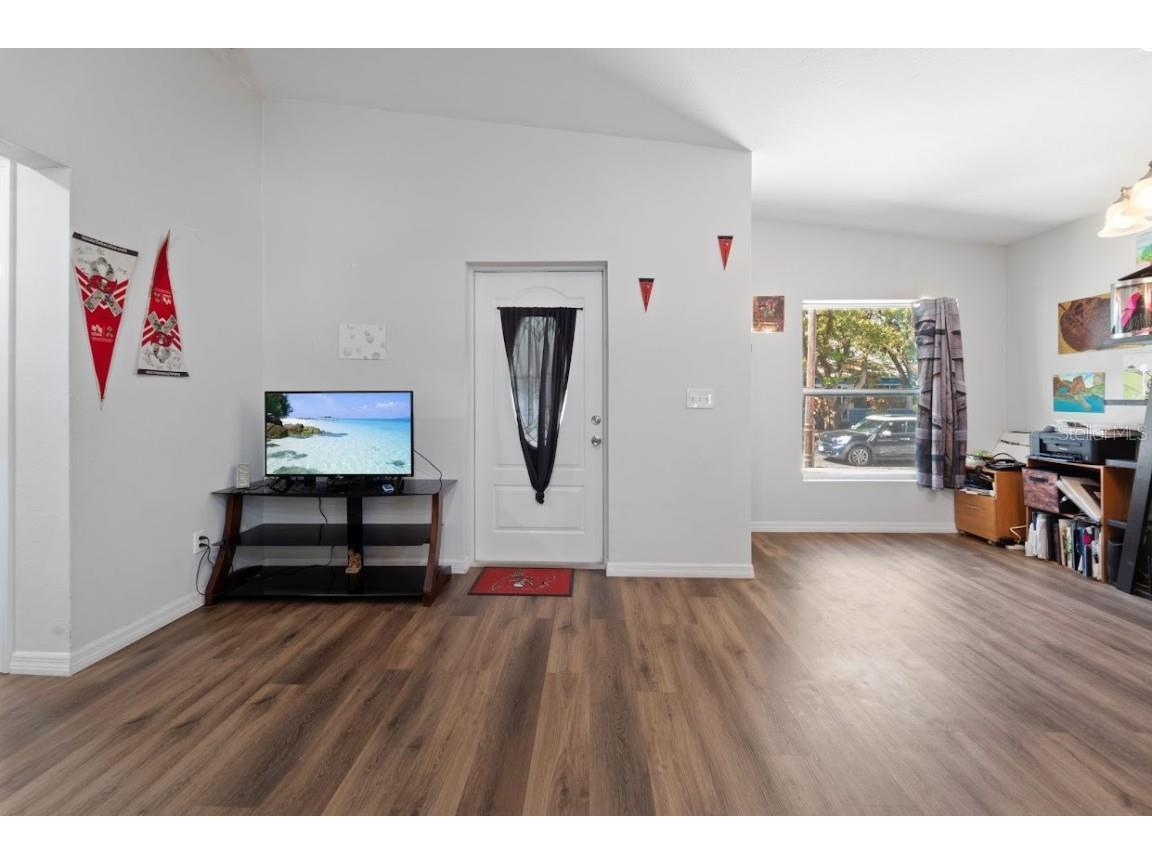 1650 14th Street S Saint Petersburg FL 33705 A4665529 image4