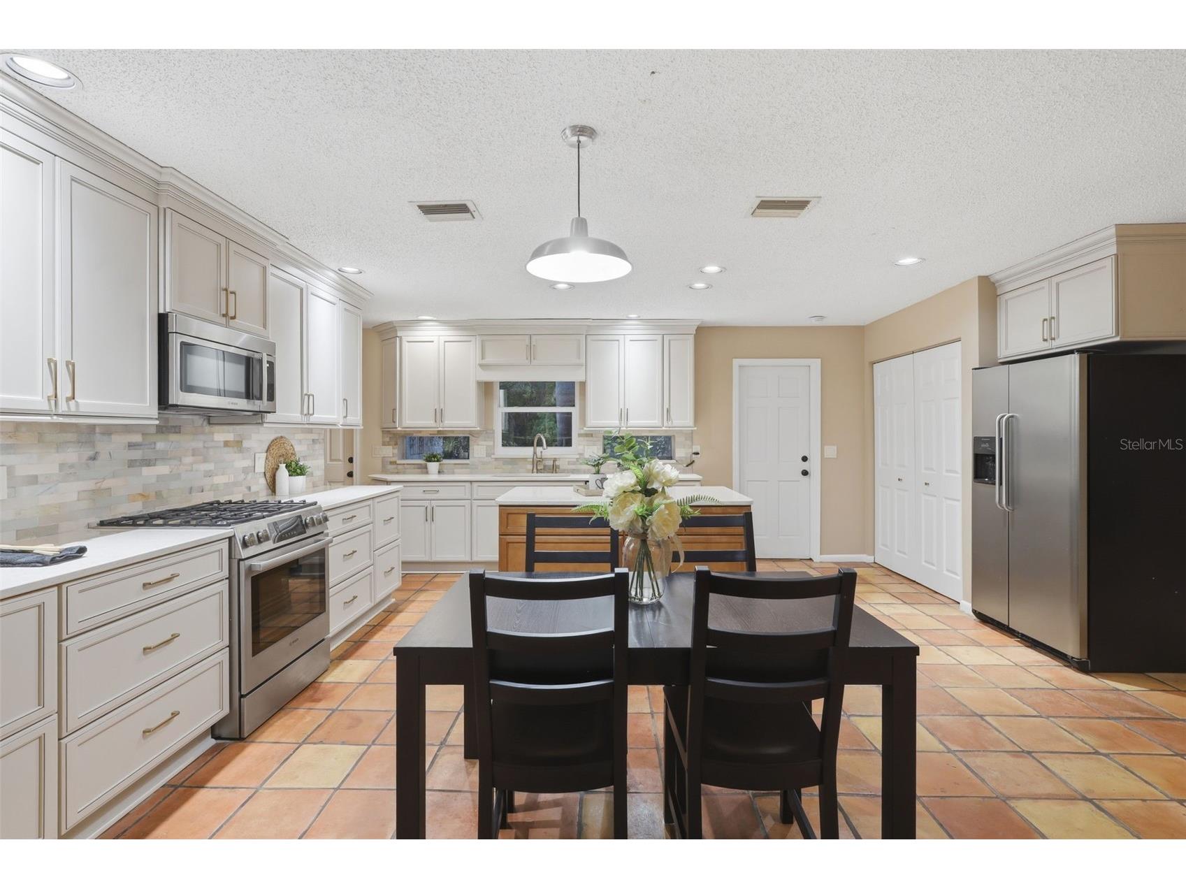 1650 E University Avenue Orange City FL 32763 V4948506 image33
