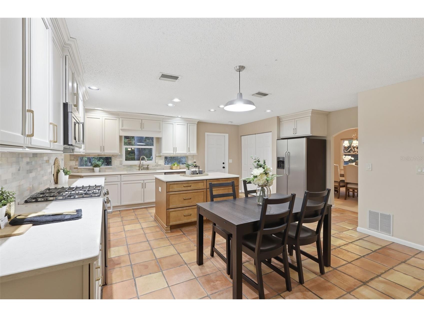1650 E University Avenue Orange City FL 32763 V4948506 image5
