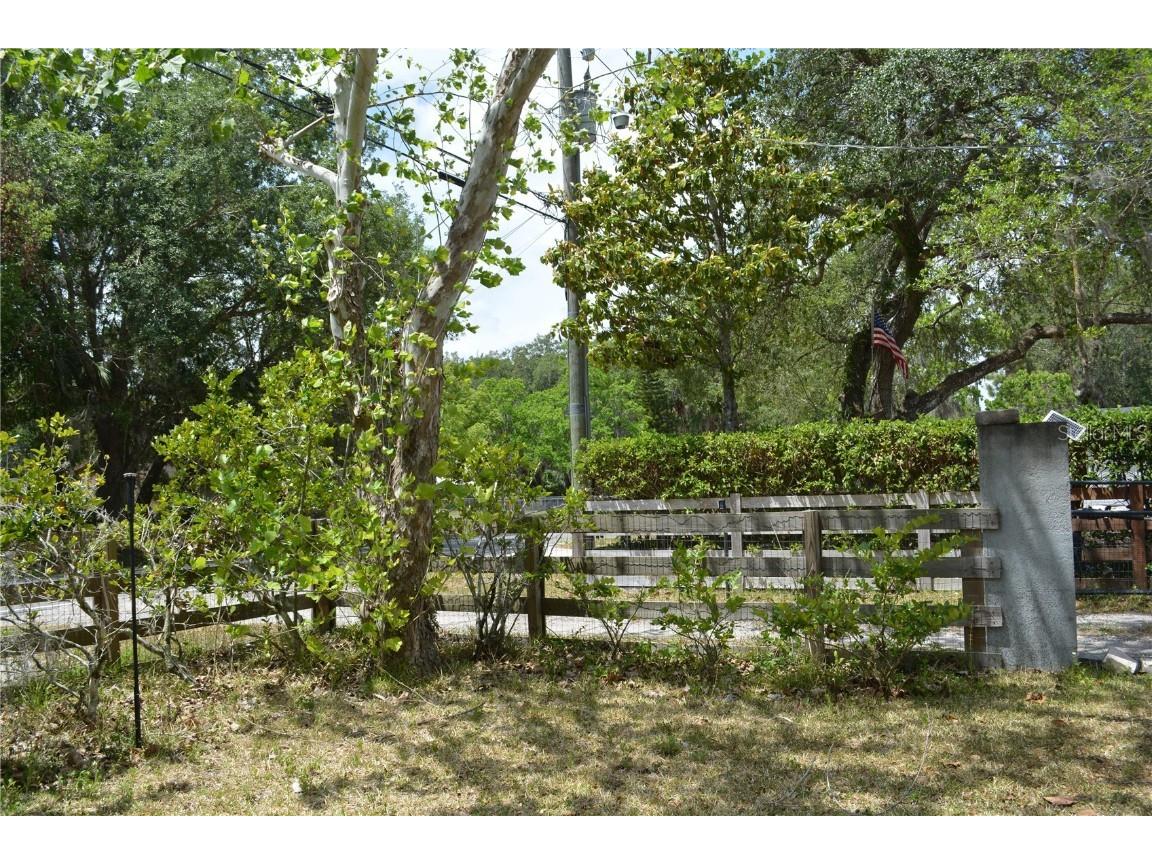 1650 Lake Harney Rd Geneva FL 32732 O6303012 image1