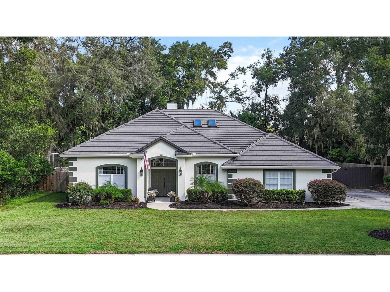 1650 Majestic Oak Drive Apopka FL 32712 - LAKE BRANTLEY O6343919 image1