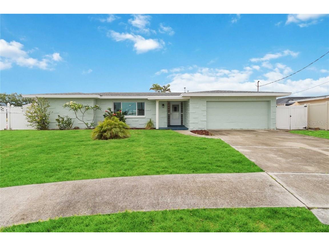 1650 Mars Street Merritt Island FL 32953 T3535354 image1