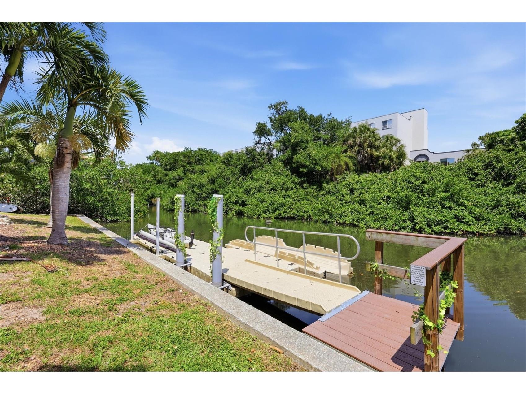 1650 Pine Tree Lane #103 Sarasota FL 34236 - HUDSON BAYOU A4692661 image34