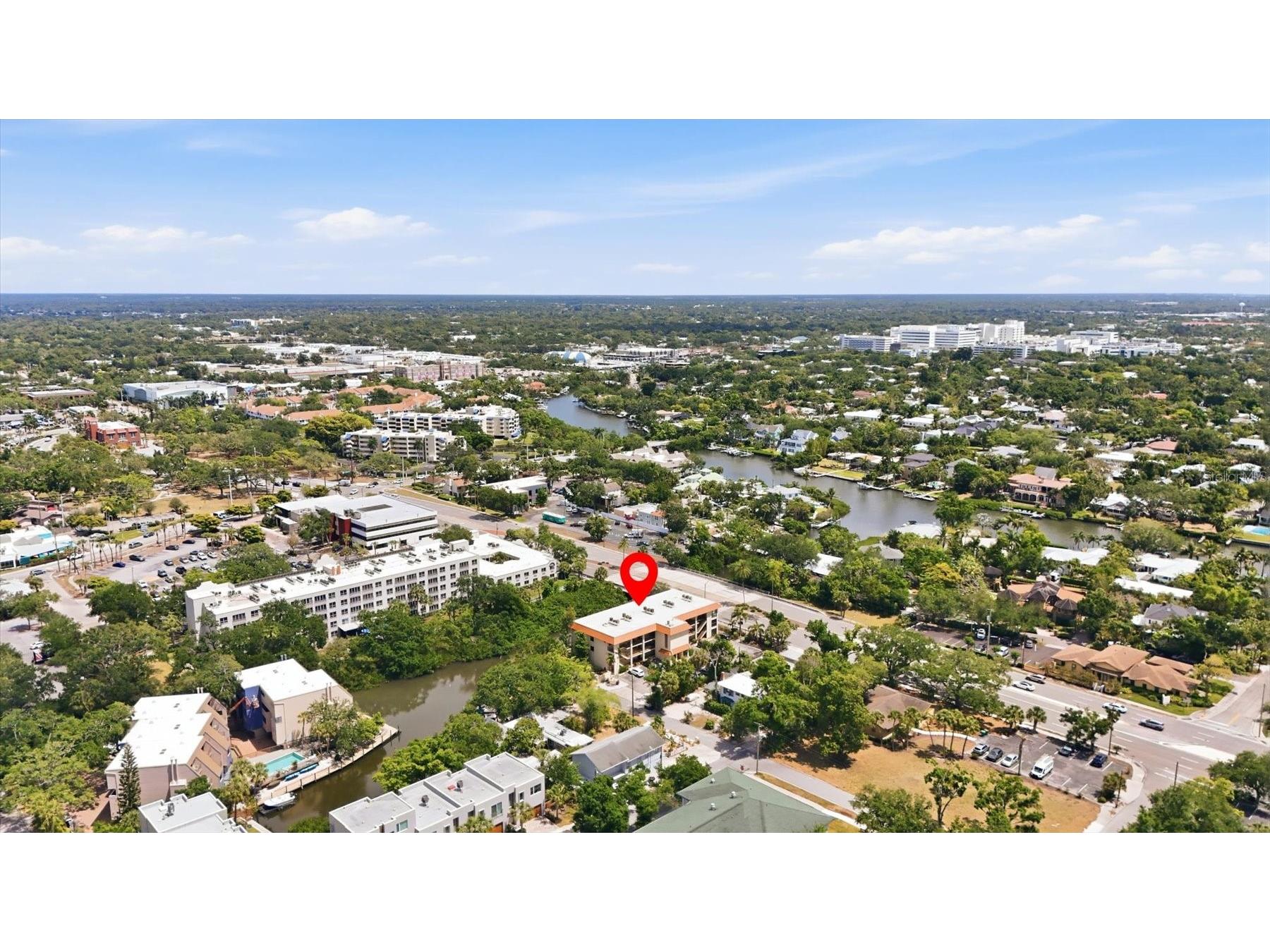 1650 Pine Tree Lane #103 Sarasota FL 34236 - HUDSON BAYOU A4692661 image4