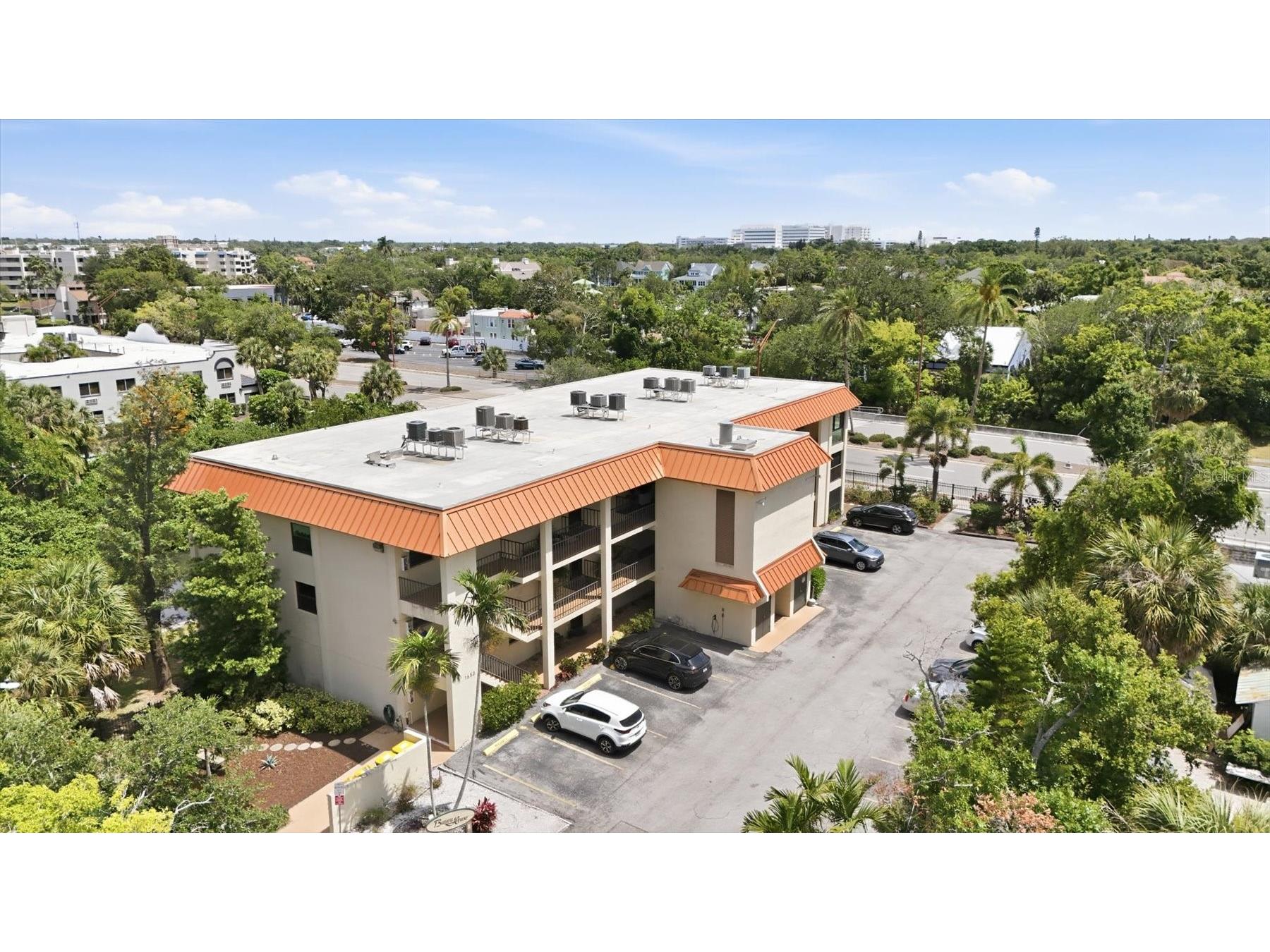 1650 Pine Tree Lane #103 Sarasota FL 34236 - HUDSON BAYOU A4692661 image6