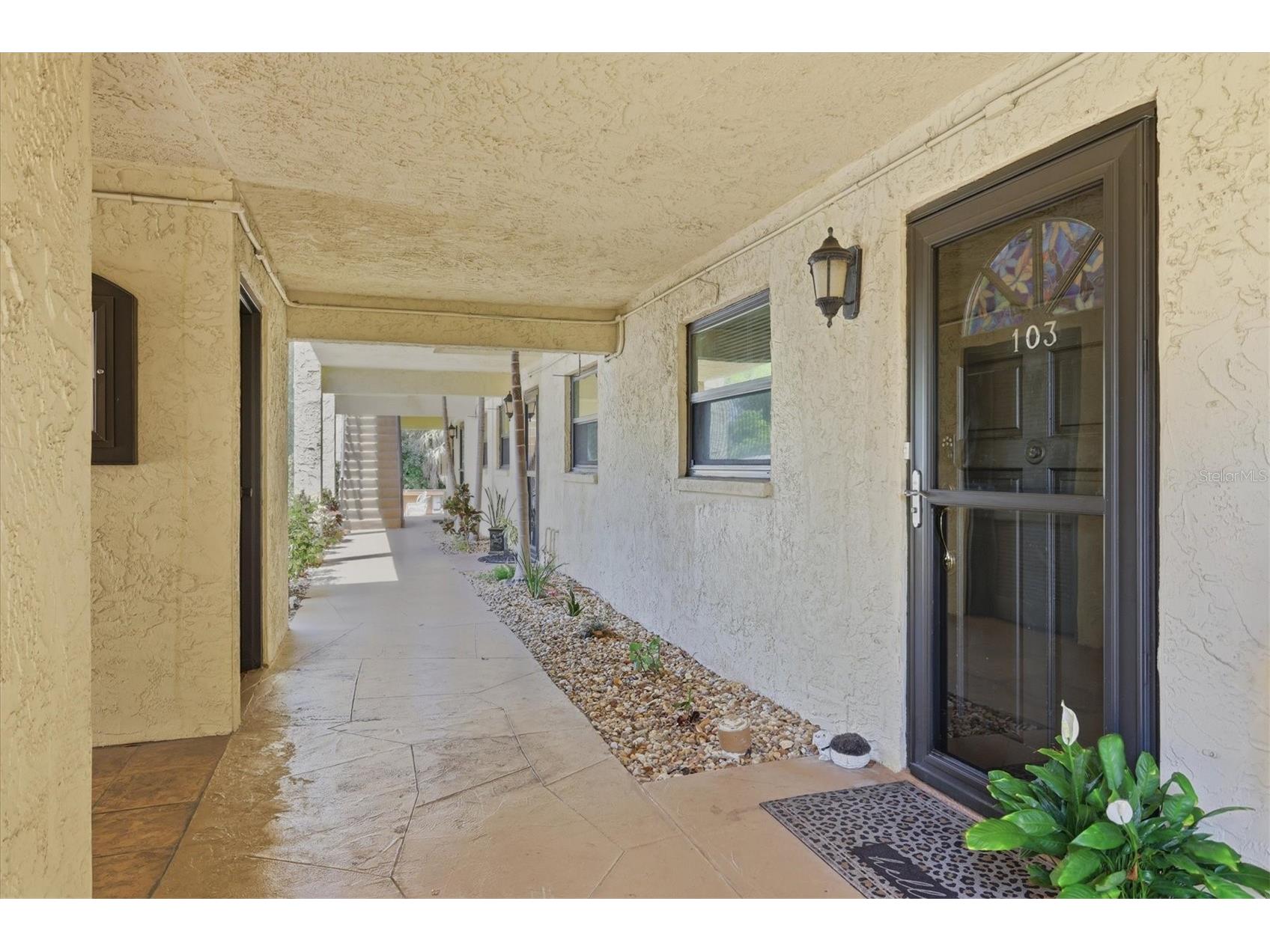 1650 Pine Tree Lane #103 Sarasota FL 34236 - HUDSON BAYOU A4692661 image7