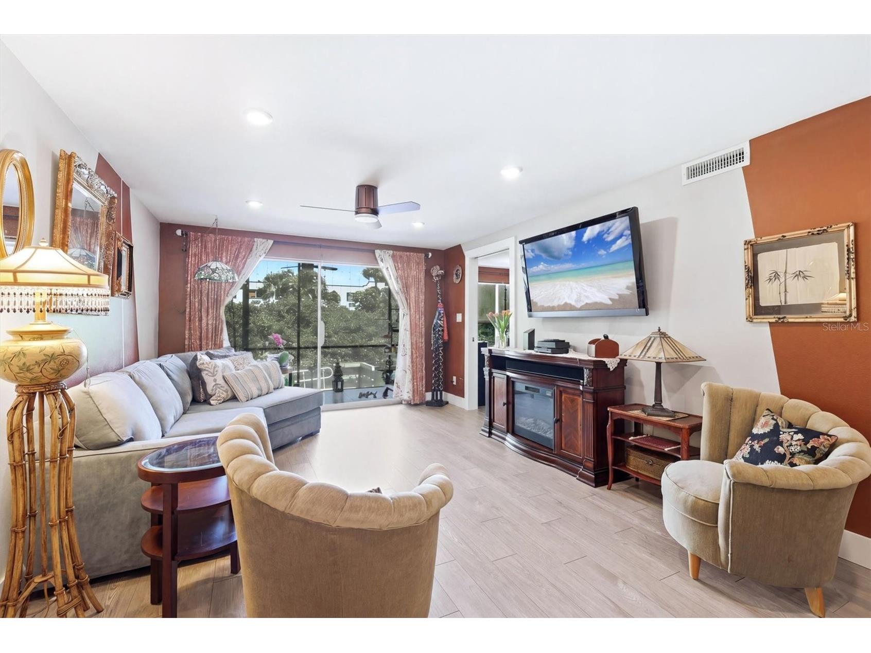 1650 Pine Tree Lane #103 Sarasota FL 34236 - HUDSON BAYOU A4692661 image9