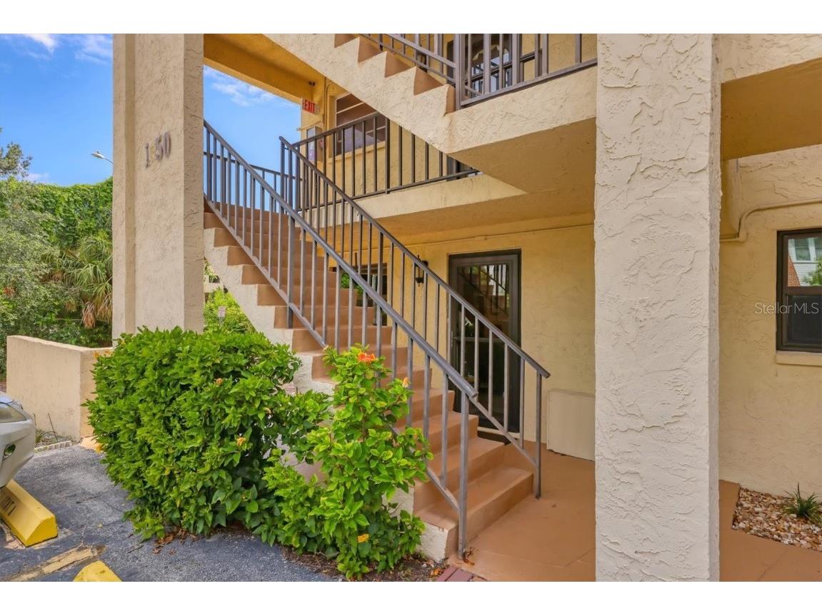 1650 Pine Tree Lane #105 Sarasota FL 34236 - HUDSON BAYOU A4657196 image25