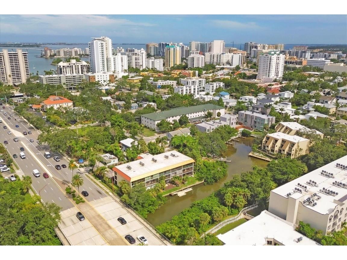 1650 Pine Tree Lane #105 Sarasota FL 34236 - HUDSON BAYOU A4657196 image27