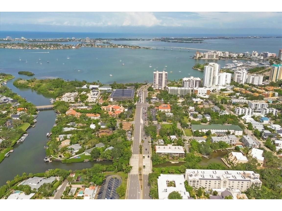 1650 Pine Tree Lane #105 Sarasota FL 34236 - HUDSON BAYOU A4657196 image28