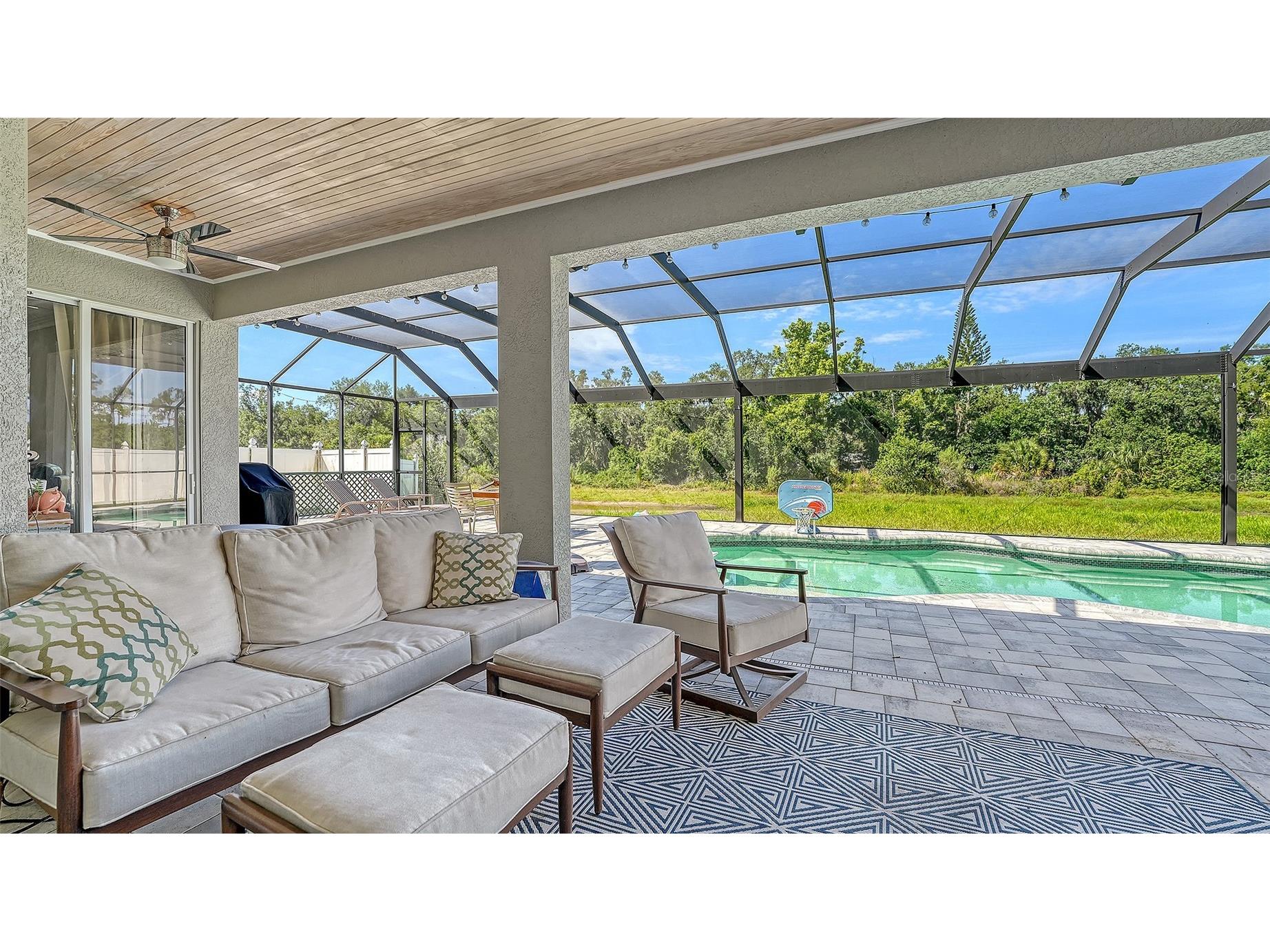 1650 Pinyon Pine Drive Sarasota FL 34240 A4696661 image38