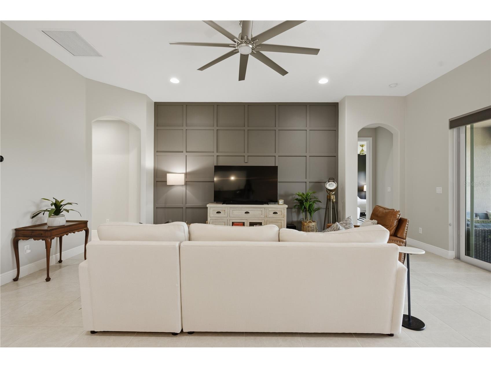 1650 Segovia Circle Vero Beach FL 32966 TB8491004 image3
