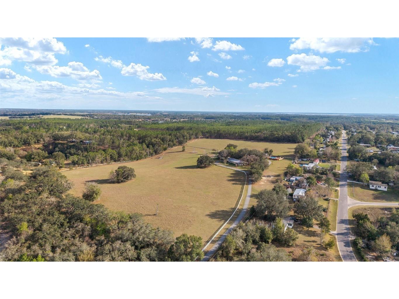 16501 SE 252nd Court Umatilla FL 32784 OM693307 image1