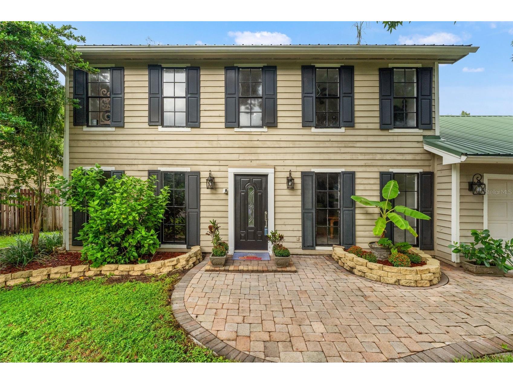 16502 E Course Drive Tampa FL 33624 W7878503 image1