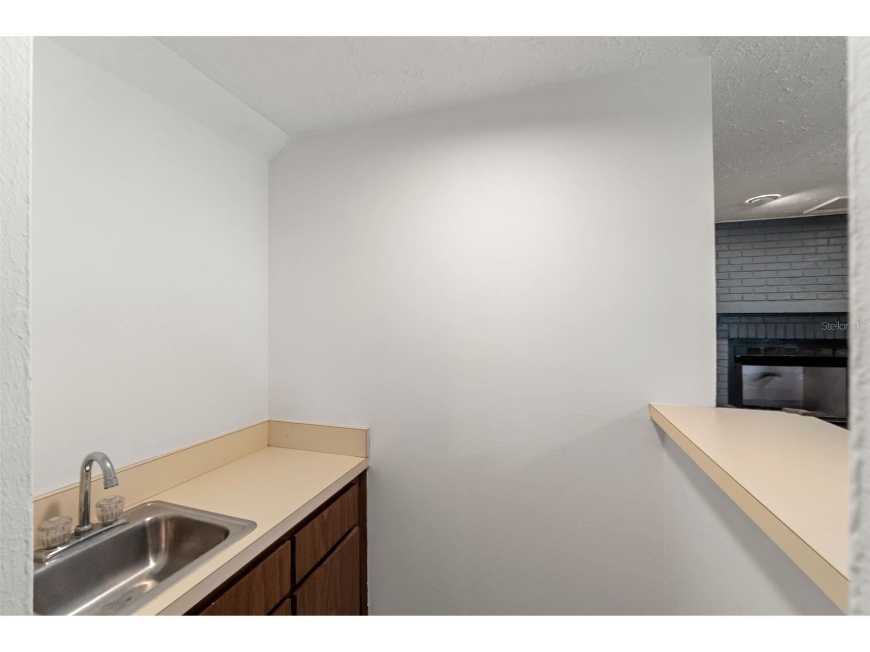 16502 E Course Drive Tampa FL 33624 W7878503 image22