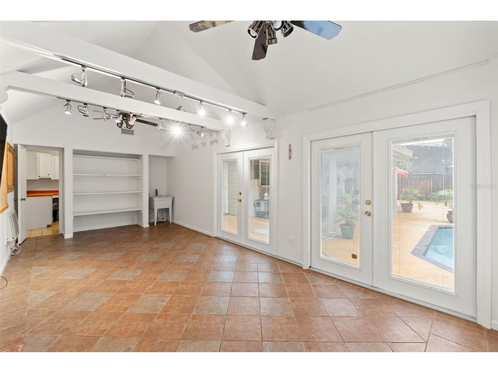 16502 E Course Drive Tampa FL 33624 W7878503 image27