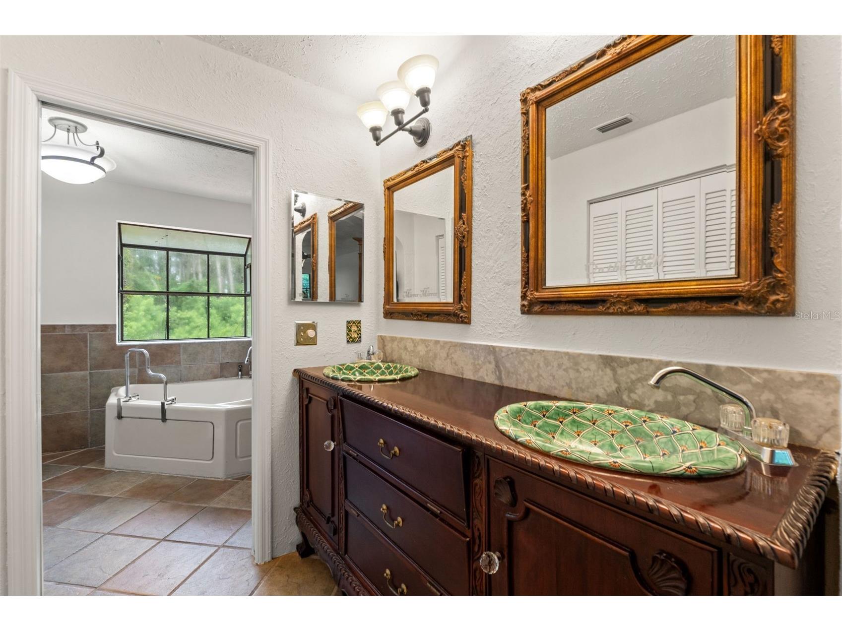 16502 E Course Drive Tampa FL 33624 W7878503 image42