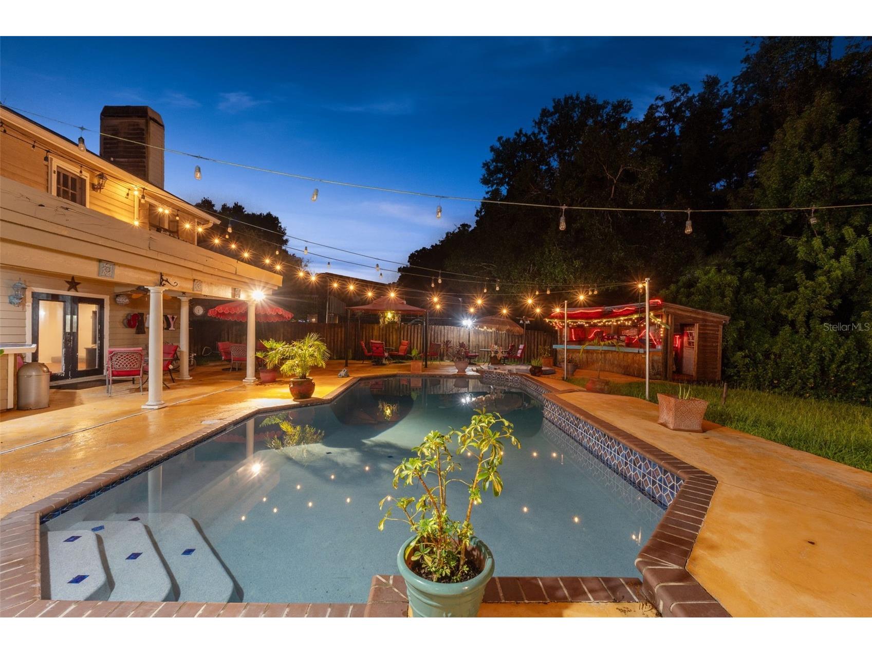 16502 E Course Drive Tampa FL 33624 W7878503 image64