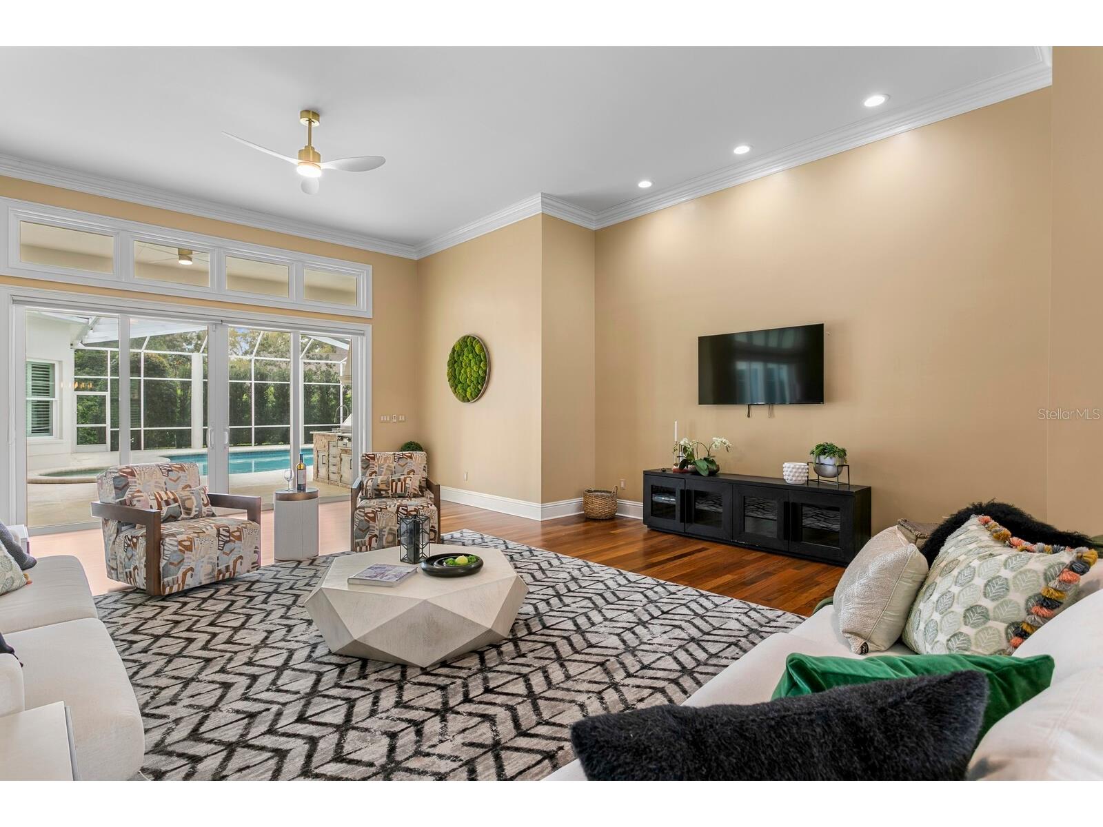 16504 Avila Boulevard Tampa FL 33613 TB8485075 image14