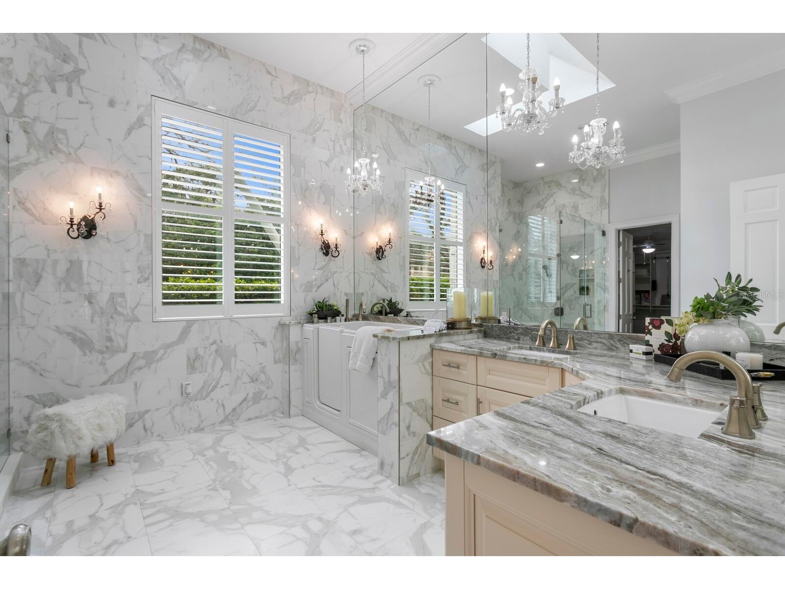 16504 Avila Boulevard Tampa FL 33613 TB8485075 image27