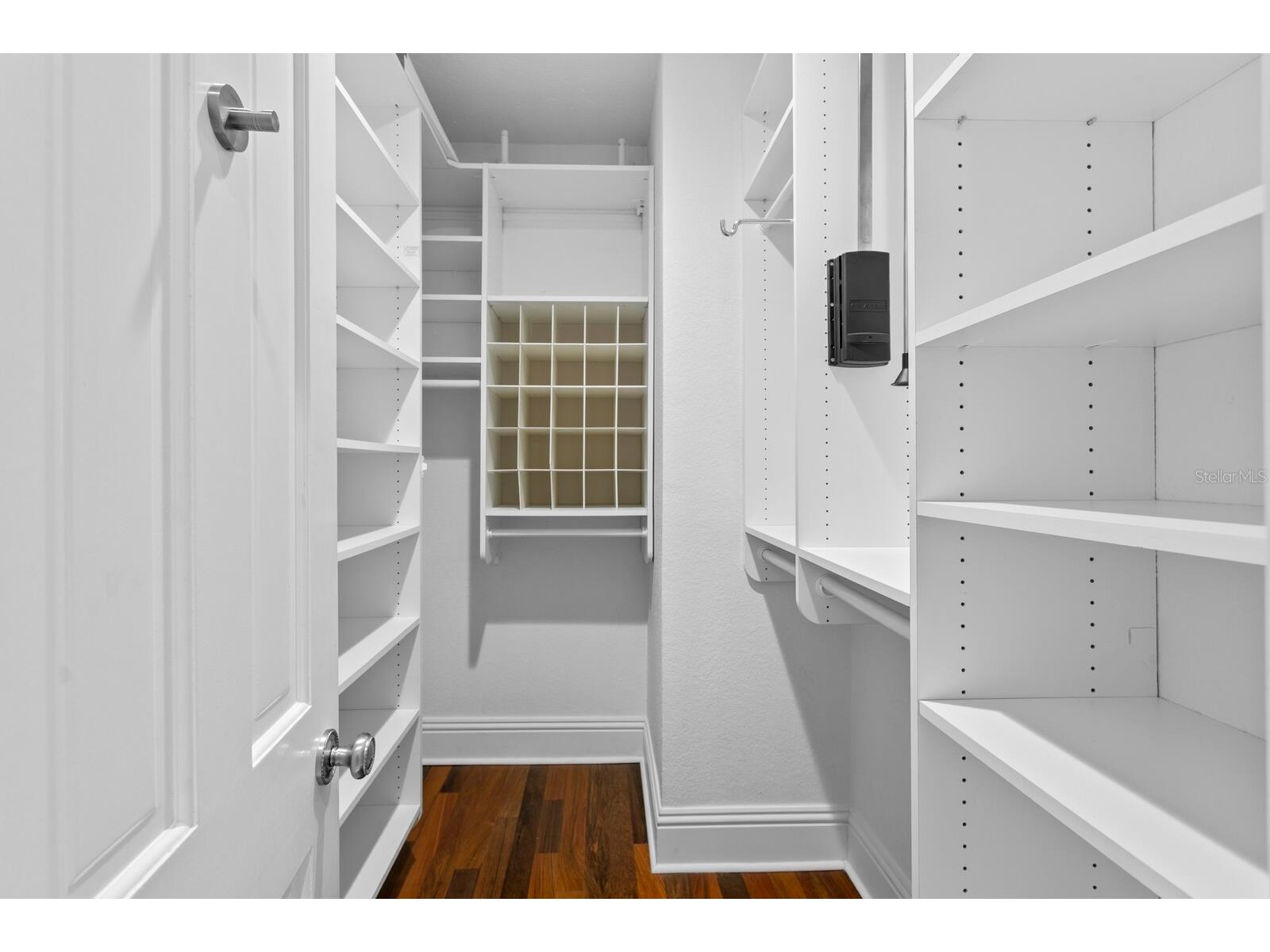 16504 Avila Boulevard Tampa FL 33613 TB8485075 image37