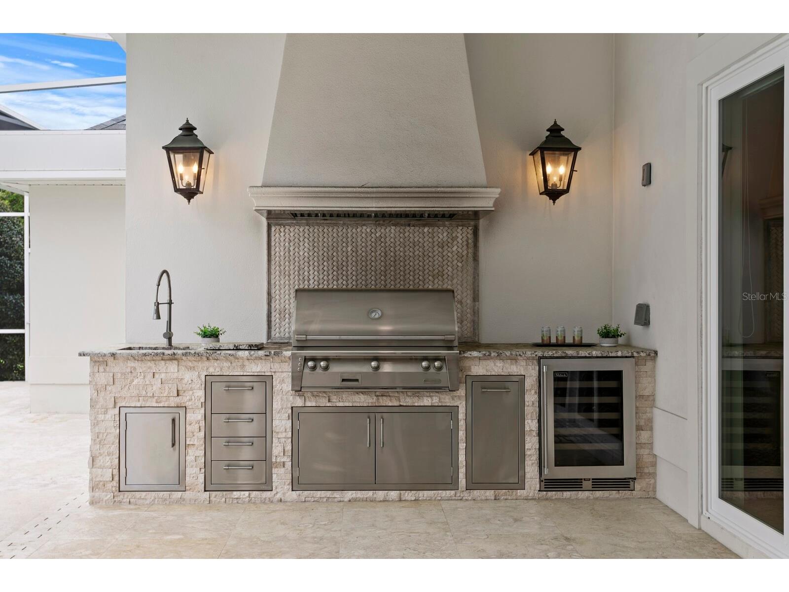16504 Avila Boulevard Tampa FL 33613 TB8485075 image40