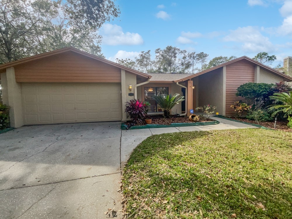 16504 Cranwood Place Tampa FL 33618 O6258030 image1
