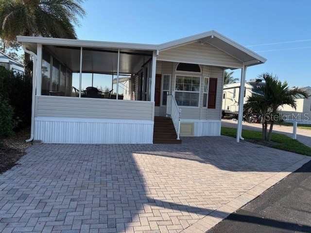 16504 Sunshine Avenue Clermont FL 34714 L4958944 image1