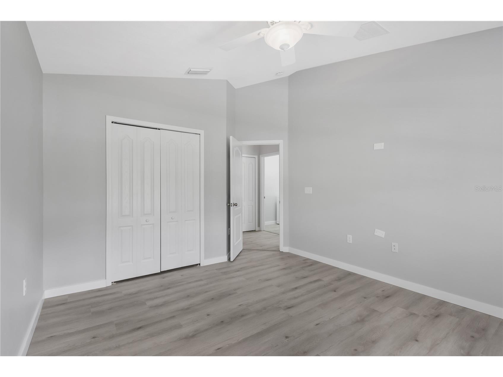 16505 Kingletridge Avenue Lithia FL 33547 TB8483473 image17