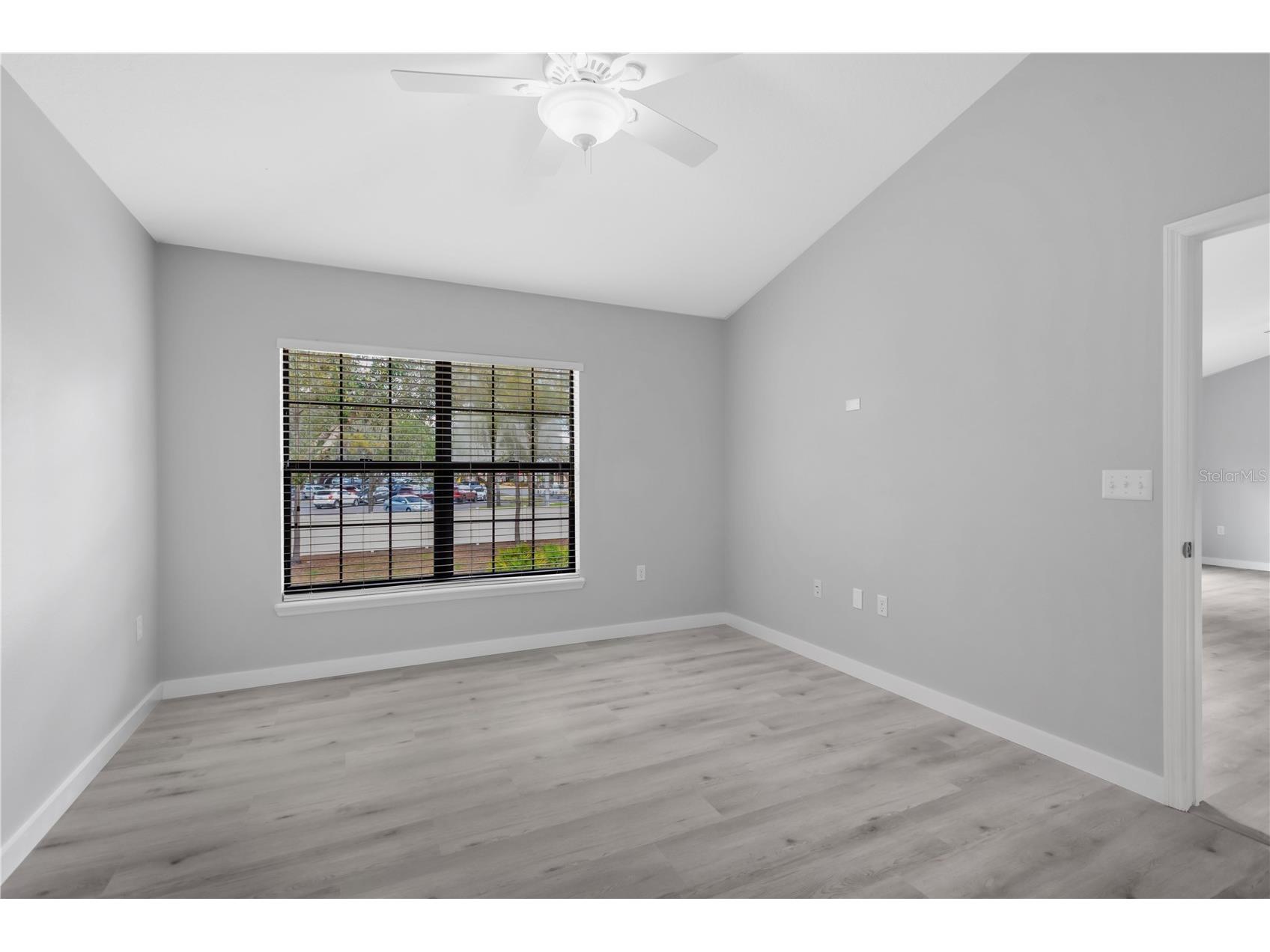 16505 Kingletridge Avenue Lithia FL 33547 TB8483473 image21
