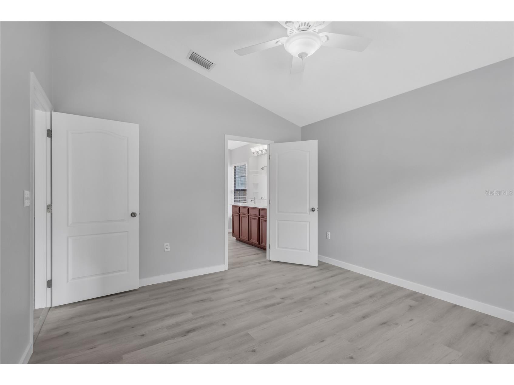 16505 Kingletridge Avenue Lithia FL 33547 TB8483473 image22