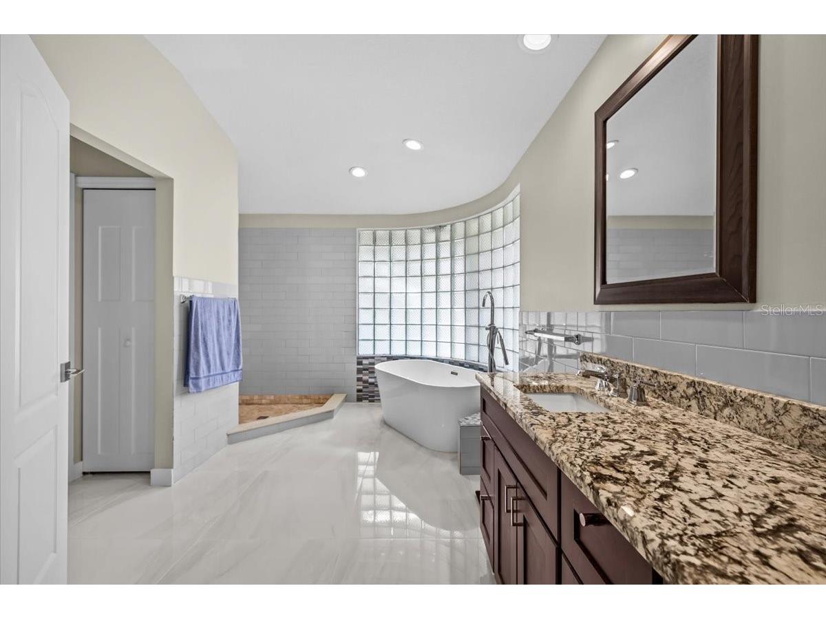 16506 Longleat Drive Lutz FL 33549 TB8477260 image35