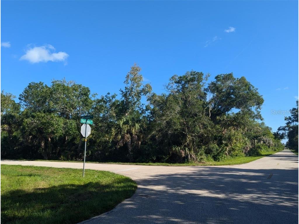 16506 Mclaury Avenue Port Charlotte FL 33954 D6142756 image1