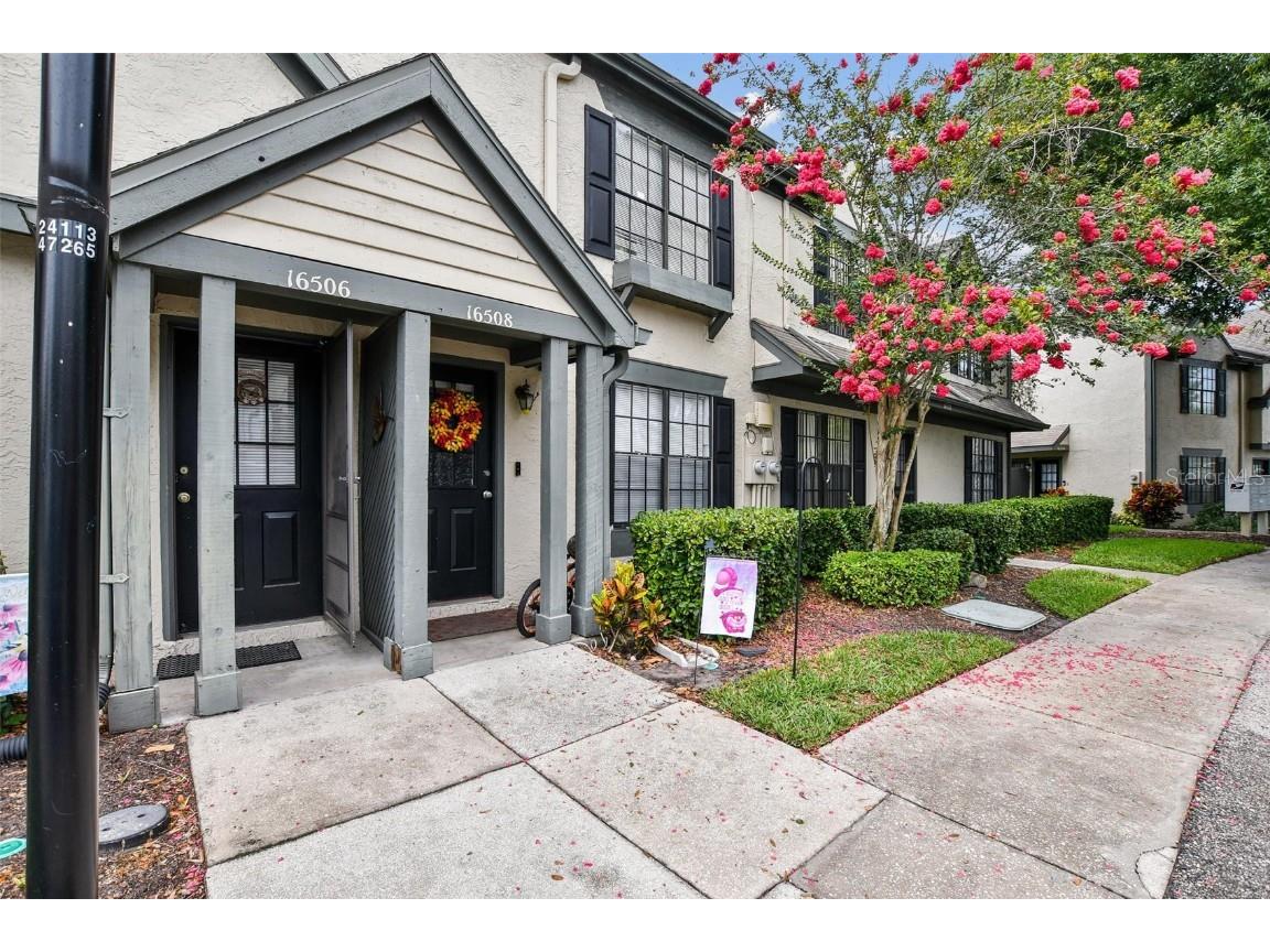 16508 Brigadoon Drive Tampa FL 33618 - LAKE HEATHER U8165974 image1