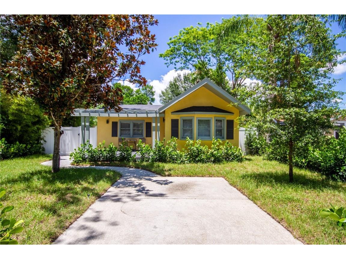 1651 27th Avenue N Saint Petersburg FL 33713 U8208137 image1