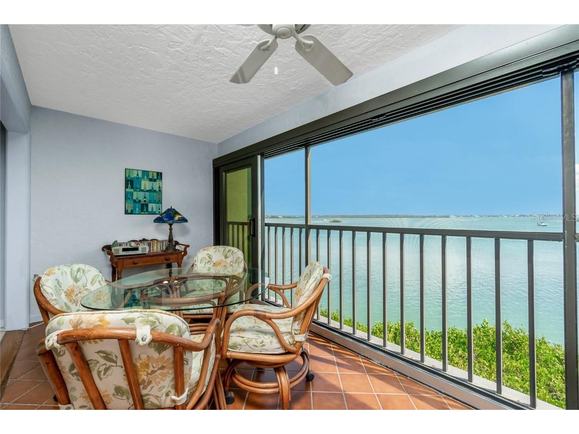 1651 Beach Road #301 Englewood FL 34223 - LEMON BAY/INTRACOASTAL WATERWA D6140523 image10