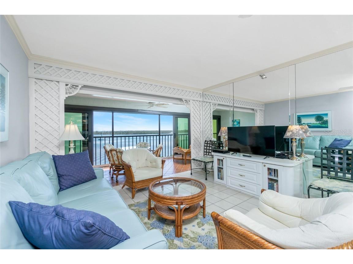 1651 Beach Road #301 Englewood FL 34223 - LEMON BAY/INTRACOASTAL WATERWA D6140523 image12