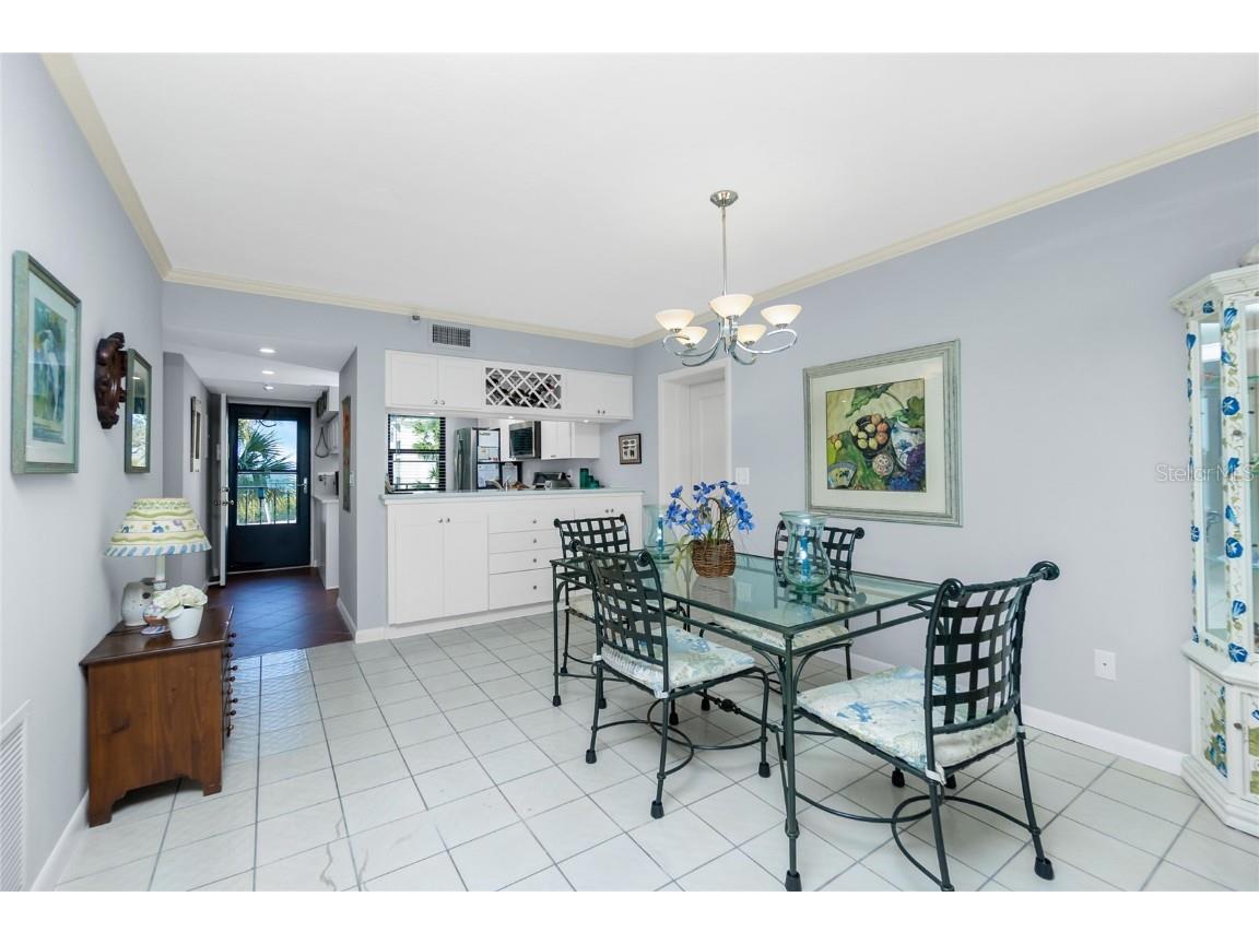 1651 Beach Road #301 Englewood FL 34223 - LEMON BAY/INTRACOASTAL WATERWA D6140523 image16