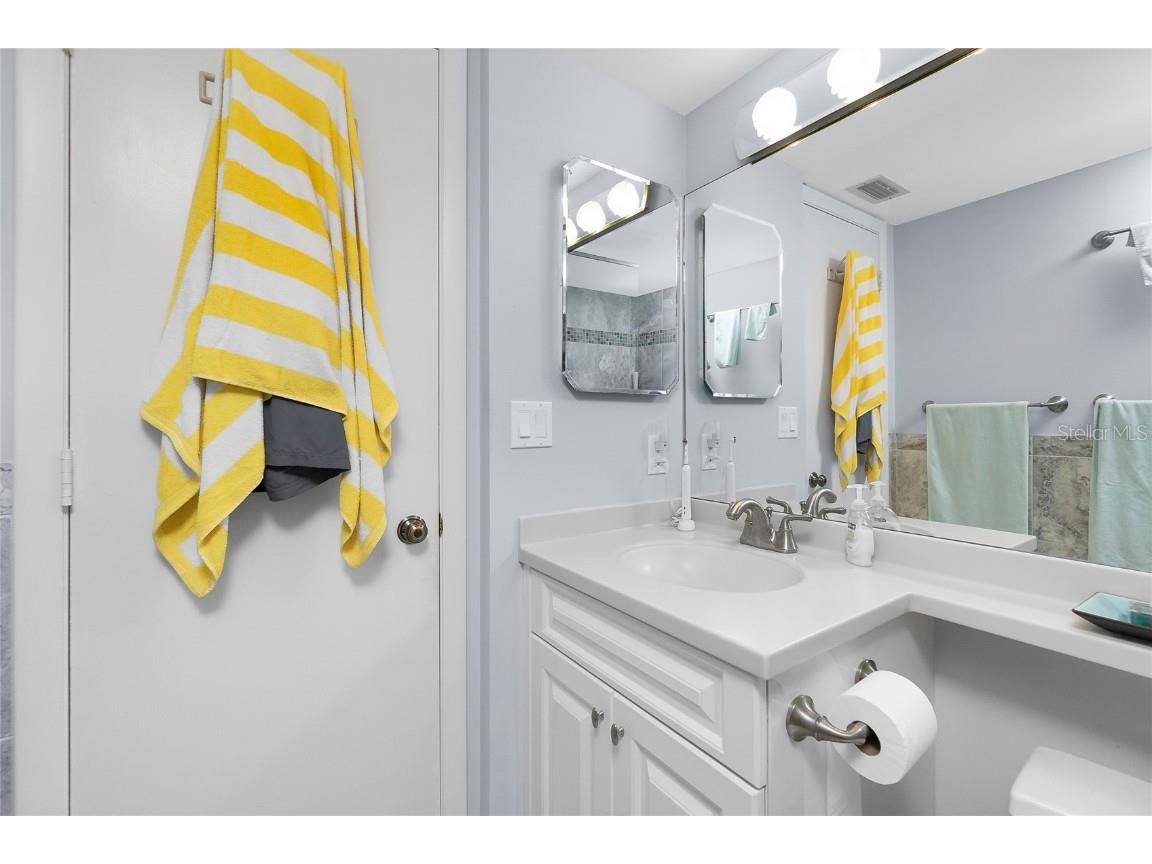 1651 Beach Road #301 Englewood FL 34223 - LEMON BAY/INTRACOASTAL WATERWA D6140523 image29