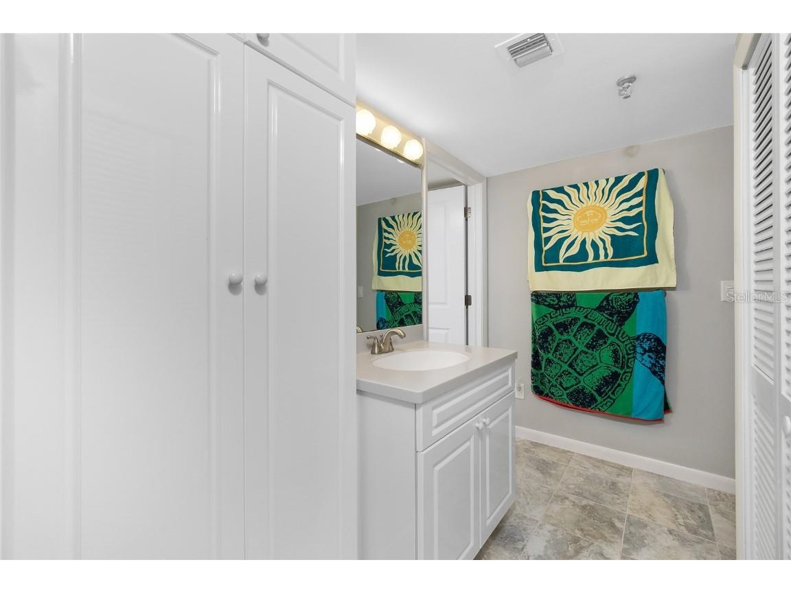 1651 Beach Road #301 Englewood FL 34223 - LEMON BAY/INTRACOASTAL WATERWA D6140523 image33