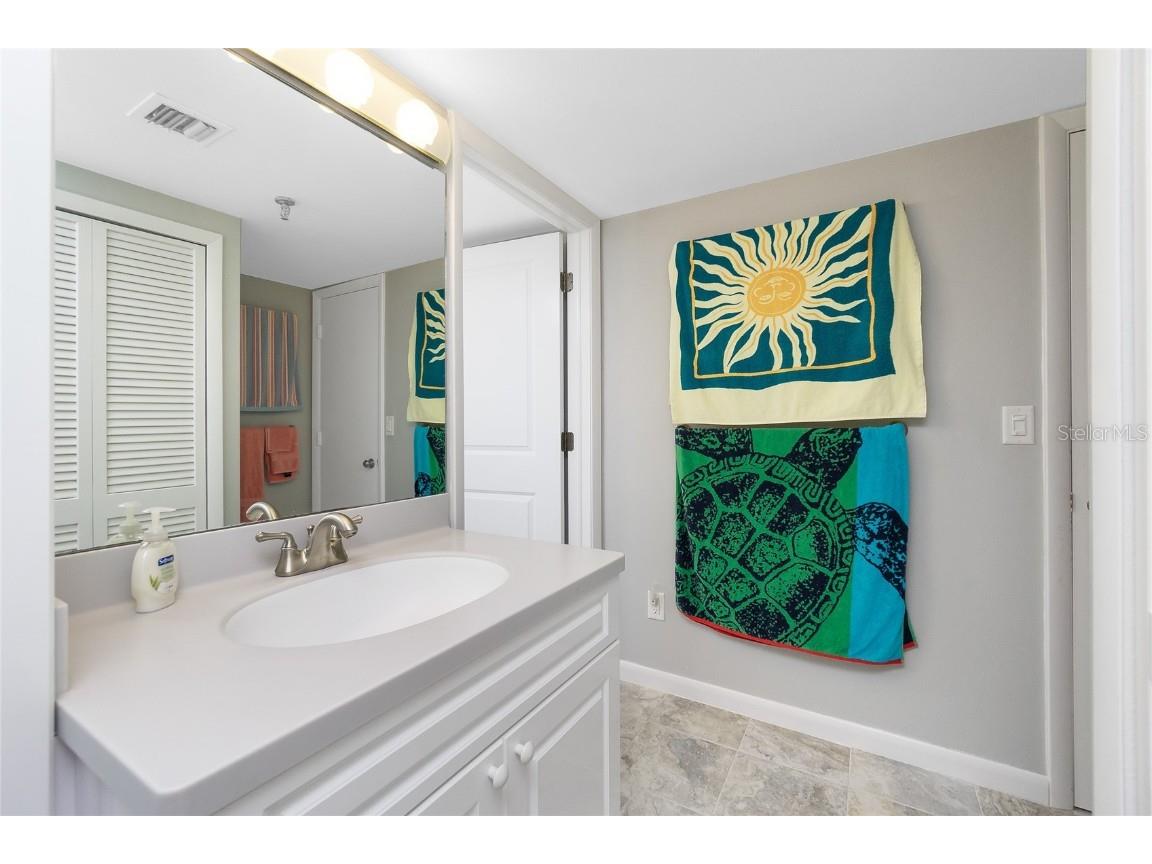 1651 Beach Road #301 Englewood FL 34223 - LEMON BAY/INTRACOASTAL WATERWA D6140523 image34