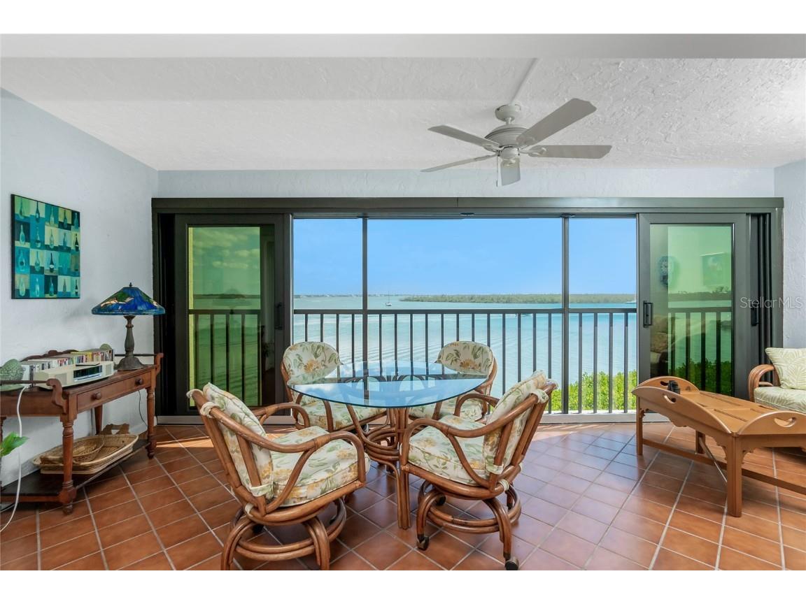 1651 Beach Road #301 Englewood FL 34223 - LEMON BAY/INTRACOASTAL WATERWA D6140523 image7