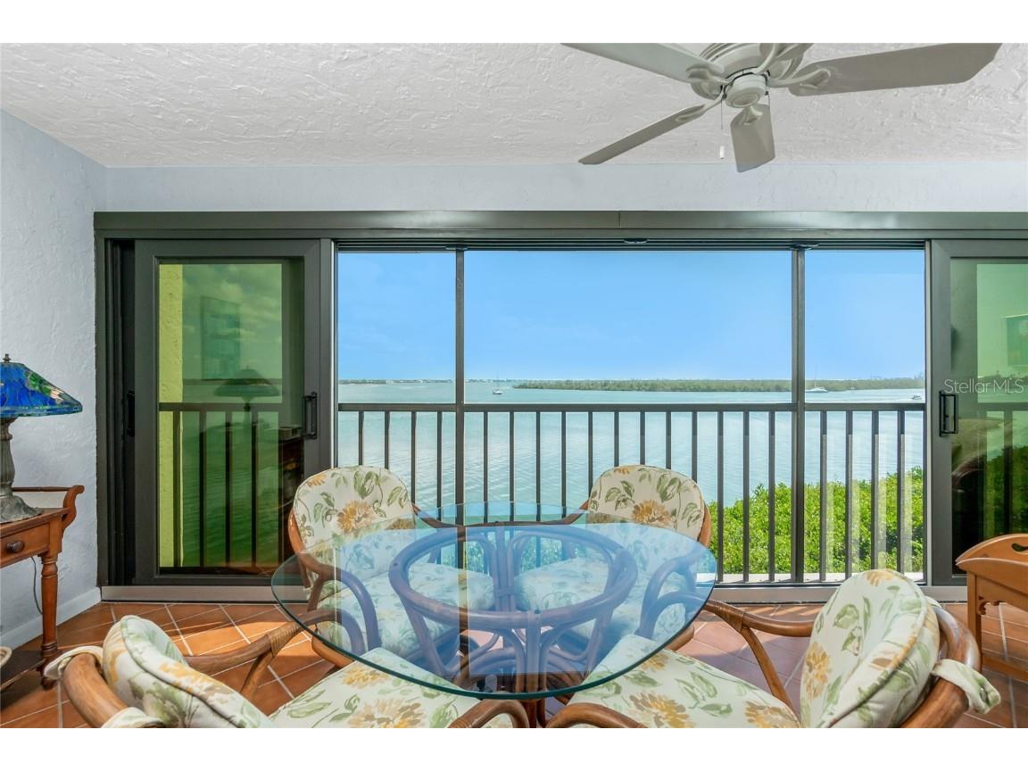 1651 Beach Road #301 Englewood FL 34223 - LEMON BAY/INTRACOASTAL WATERWA D6140523 image8