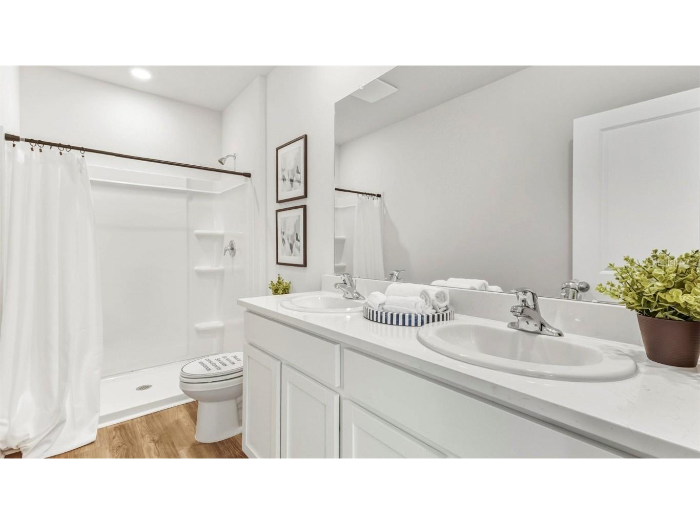 1651 East Bay Street Sarasota FL 34238 A4672733 image12