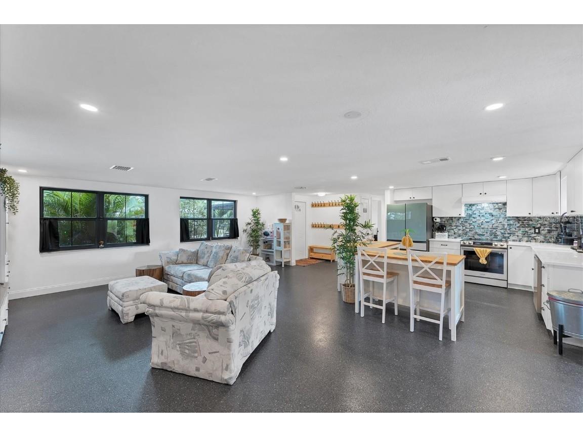 1651 Lakeview Place Englewood FL 34223 D6143973 image12