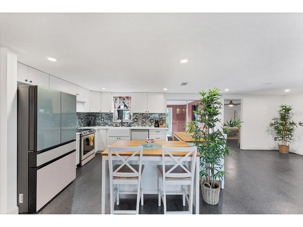 1651 Lakeview Place Englewood FL 34223 D6143973 image13